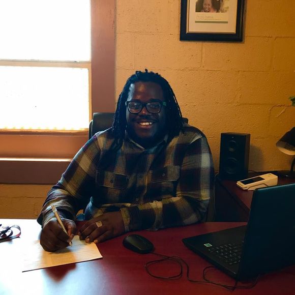 Meet your Posher, Andre - Picture 1 of 1